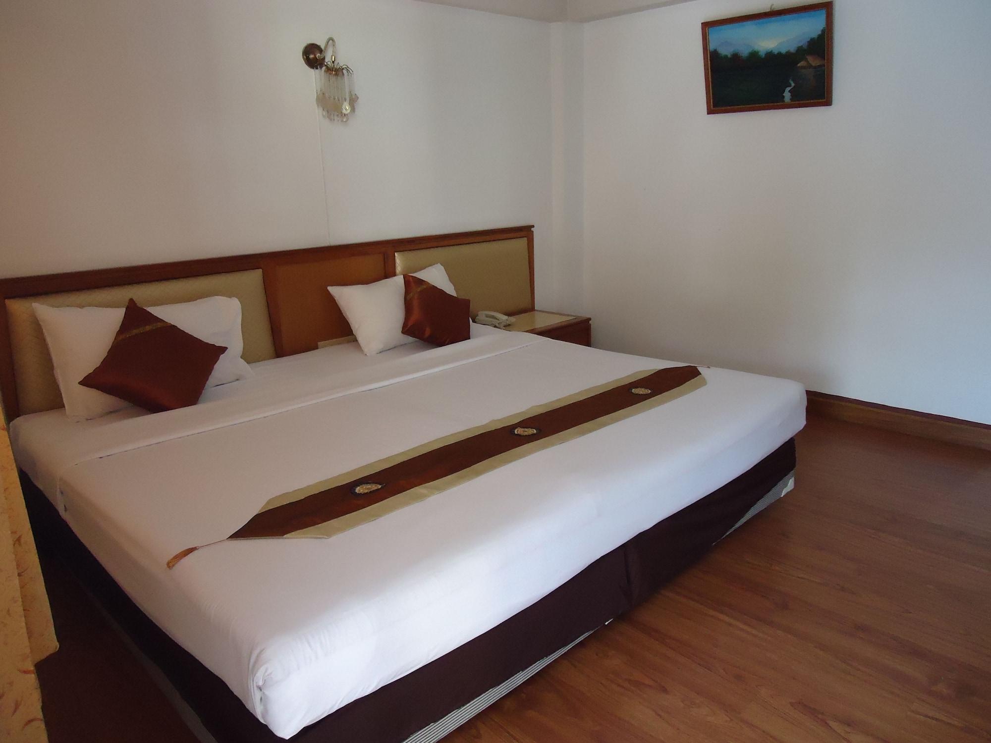 Top North Hotel Chiang Mai Ngoại thất bức ảnh