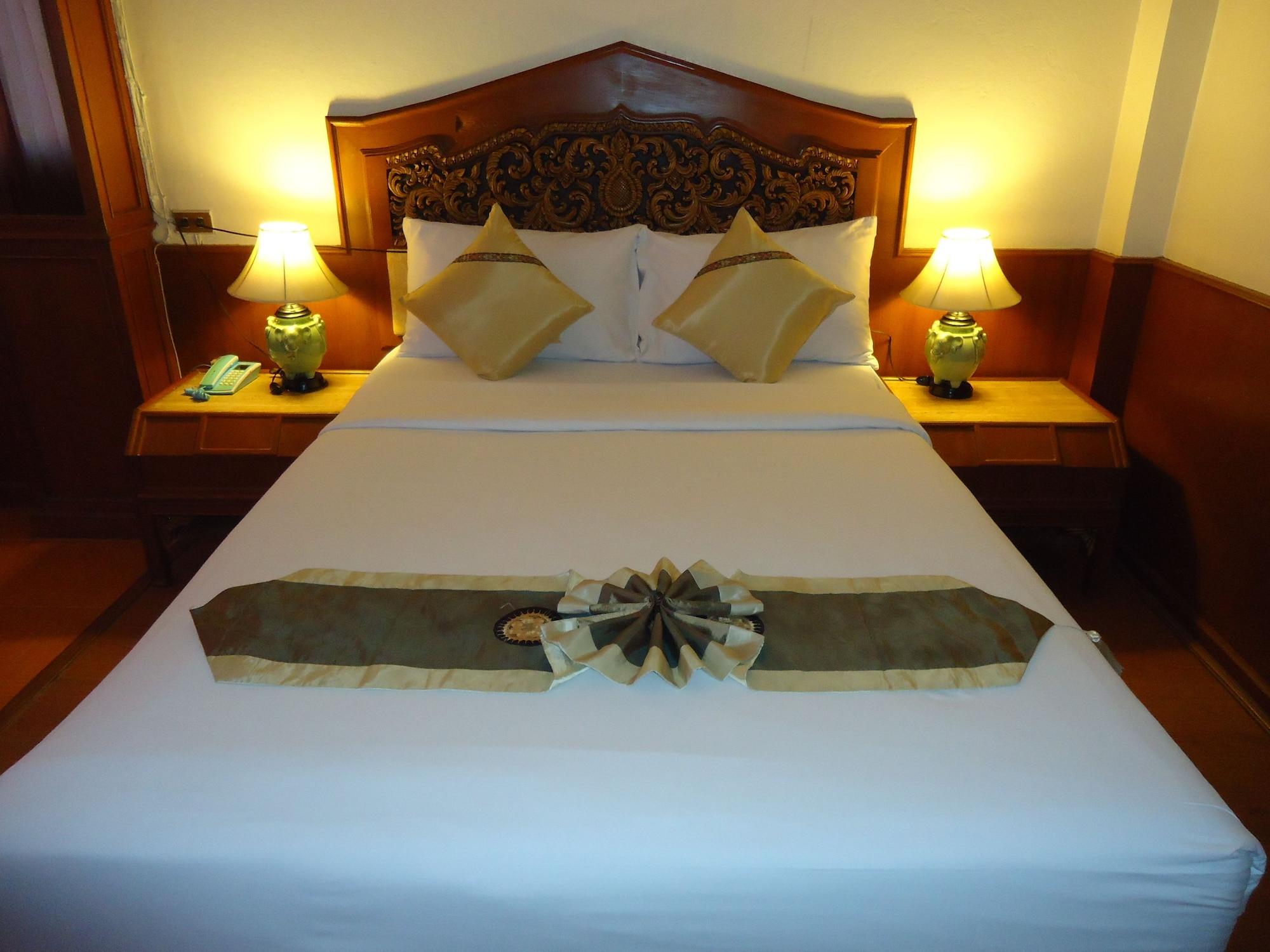 Top North Hotel Chiang Mai Ngoại thất bức ảnh