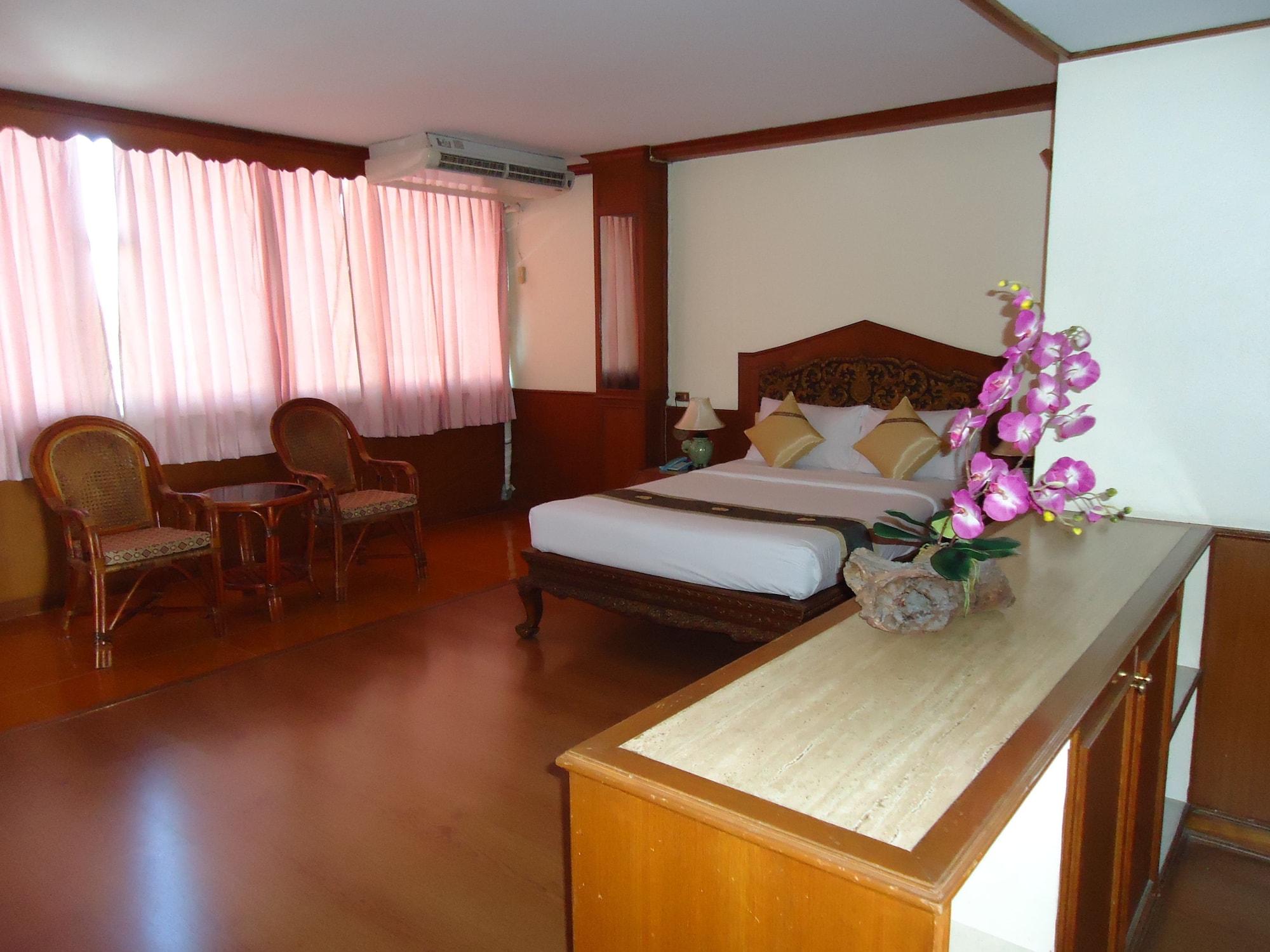 Top North Hotel Chiang Mai Ngoại thất bức ảnh