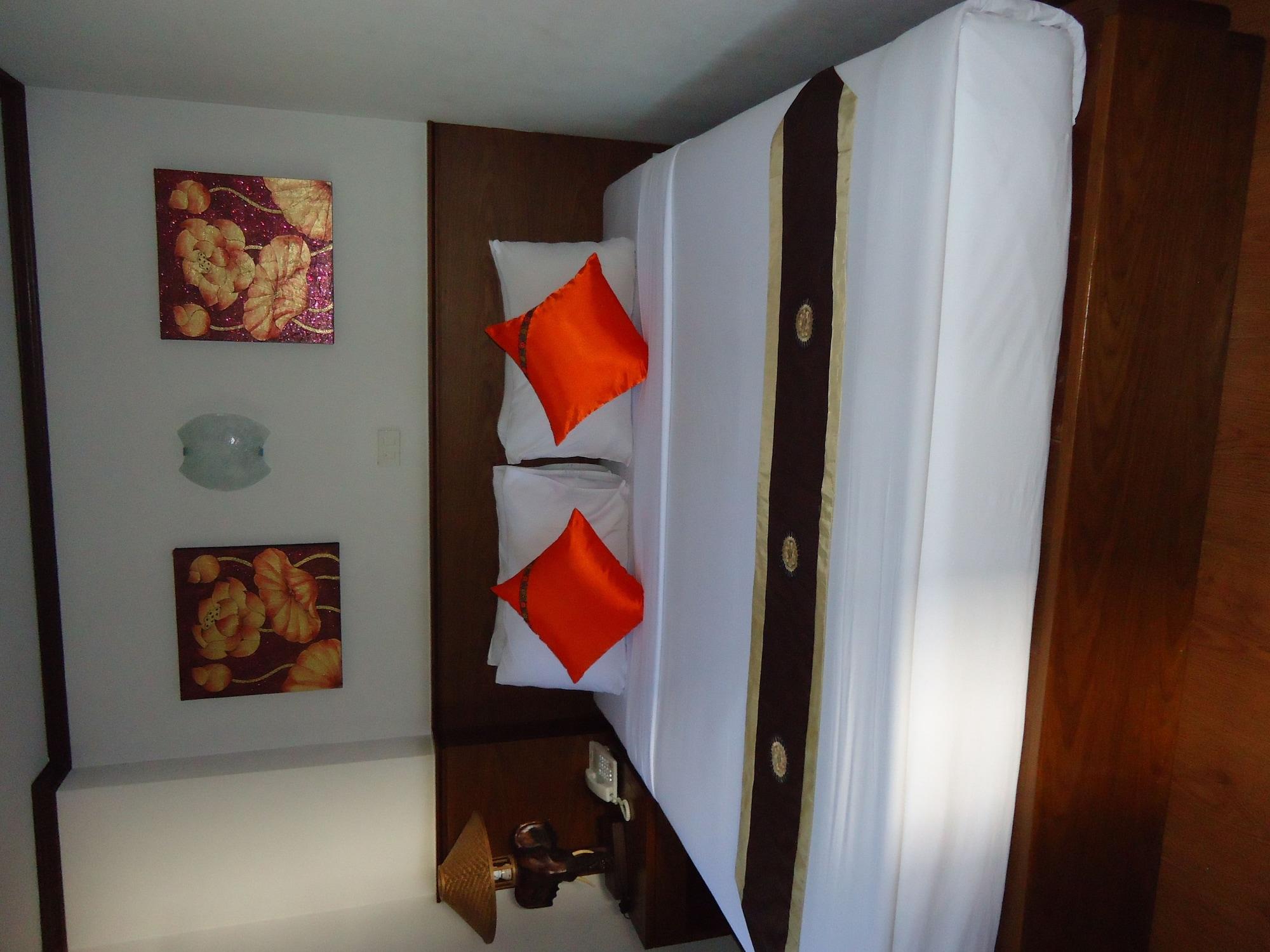 Top North Hotel Chiang Mai Ngoại thất bức ảnh