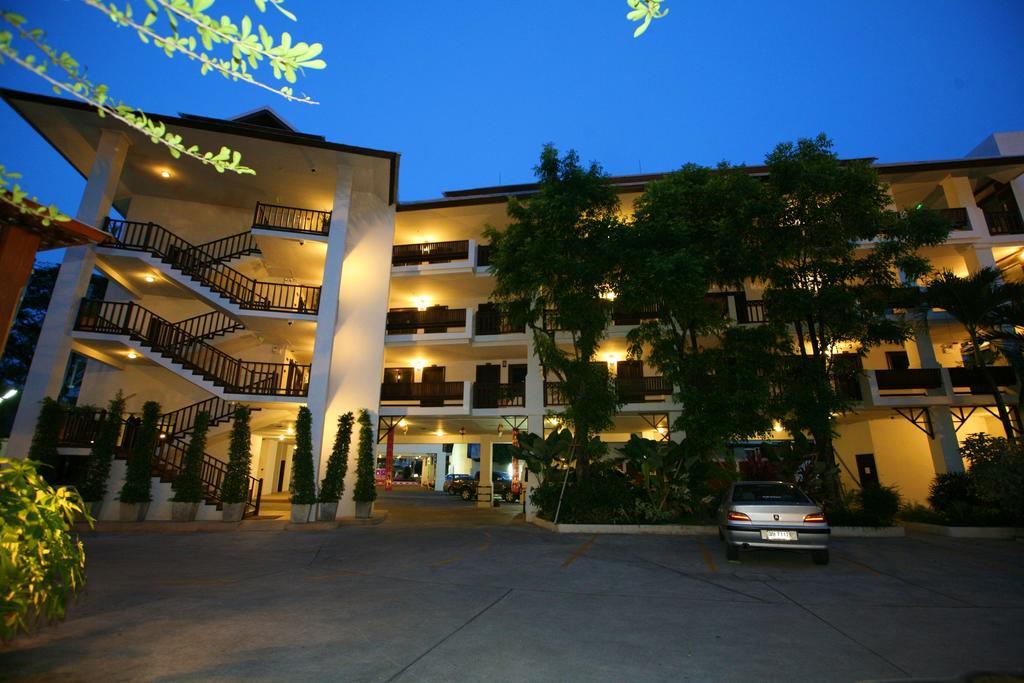 Top North Hotel Chiang Mai Ngoại thất bức ảnh