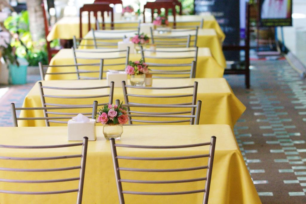 Top North Hotel Chiang Mai Ngoại thất bức ảnh