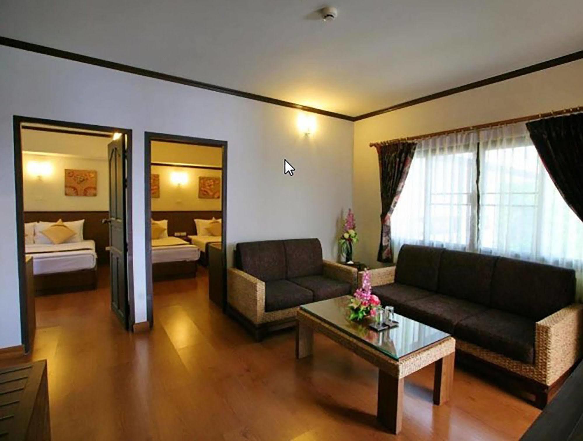 Top North Hotel Chiang Mai Ngoại thất bức ảnh